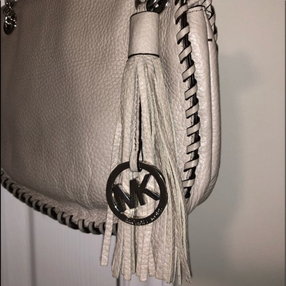 Michael Kors Whipped Chelsea Shoulder Crossbody Bag - Picture 2 of 8